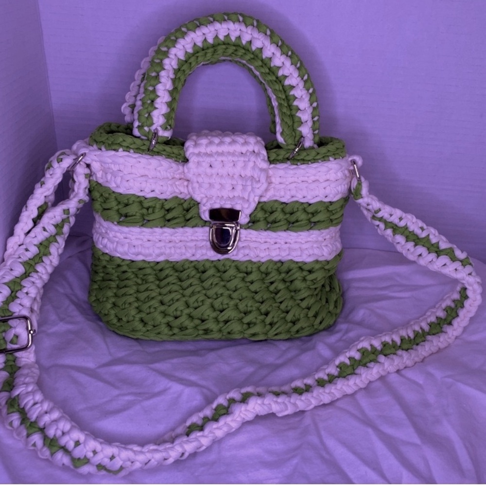 Handmade Crochet Bag Green and White Handwoven Crossbody with stripes - Picture 6 of 11